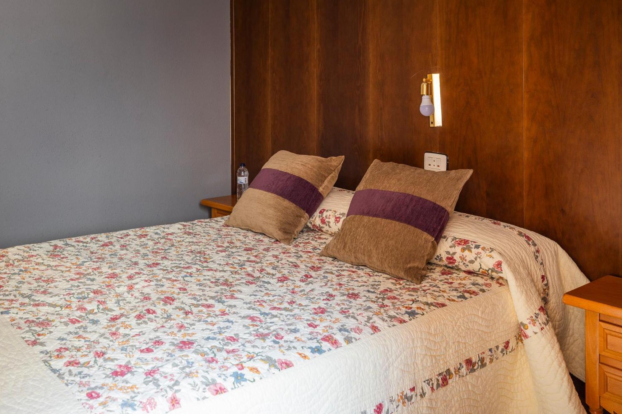 Hostal Los Valles Бьельса Экстерьер фото
