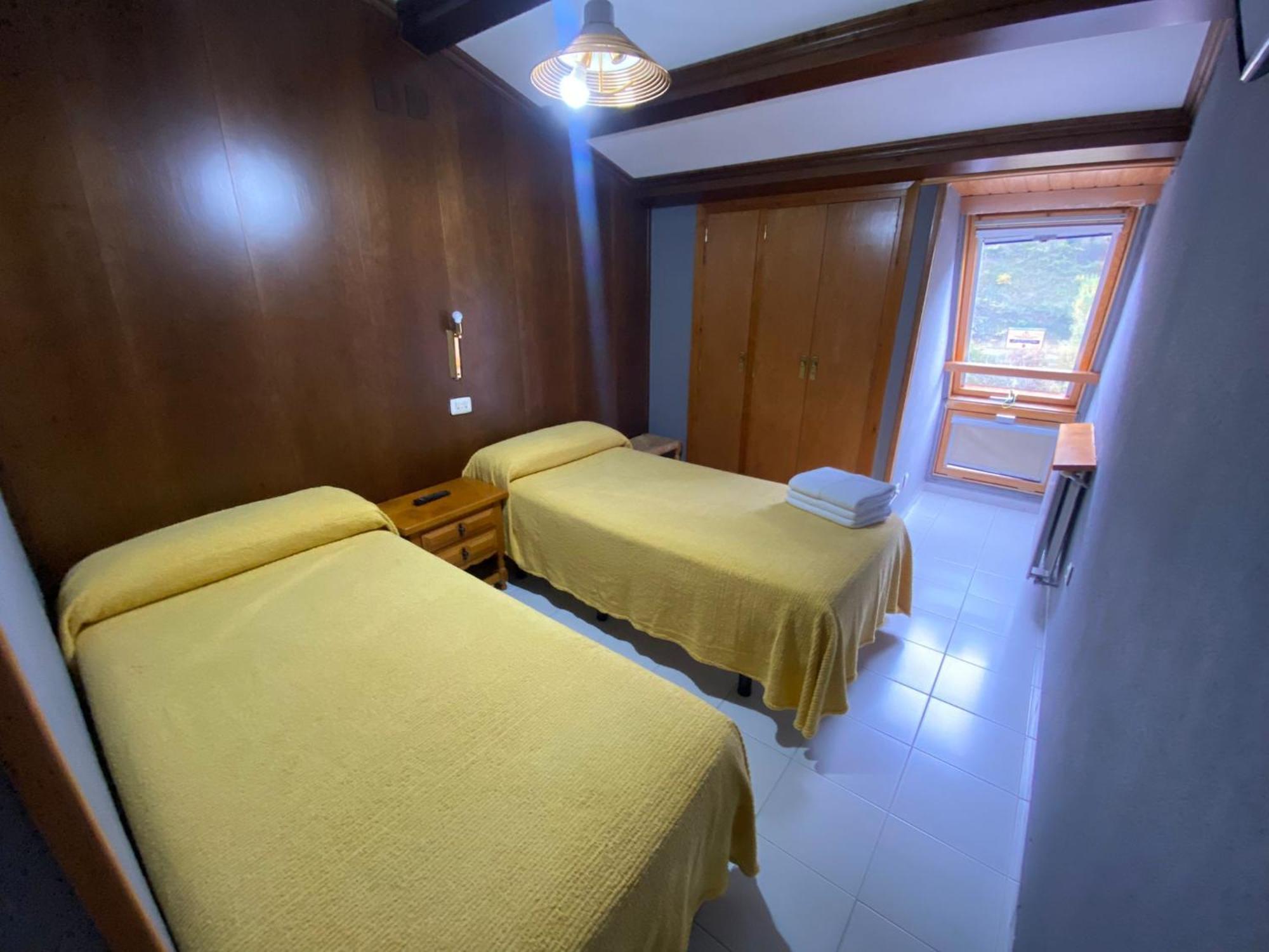 Hostal Los Valles Бьельса Экстерьер фото