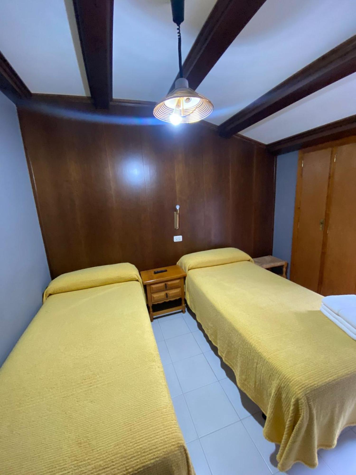 Hostal Los Valles Бьельса Экстерьер фото