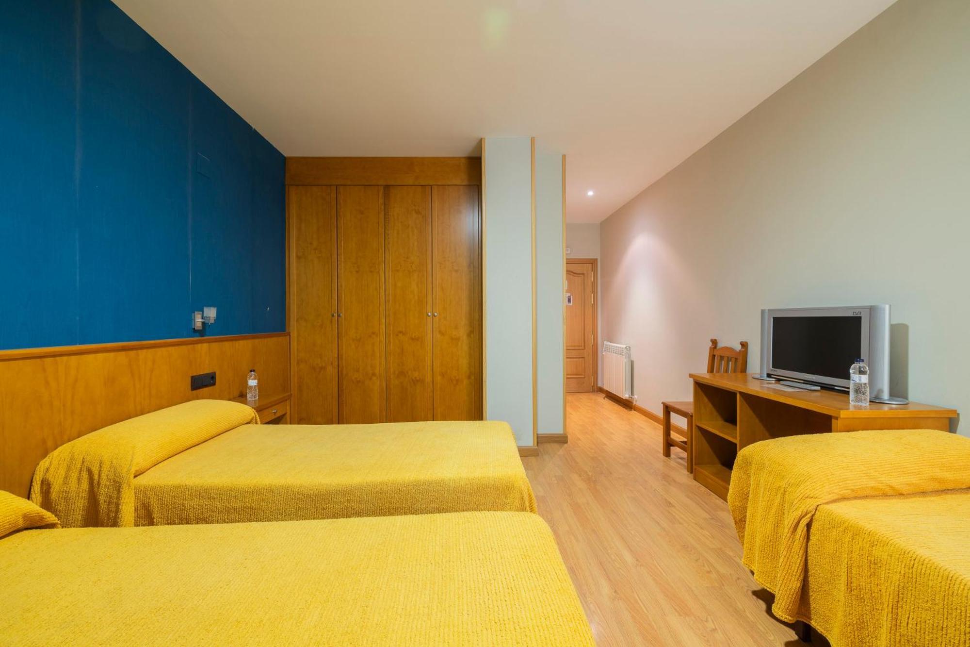 Hostal Los Valles Бьельса Экстерьер фото