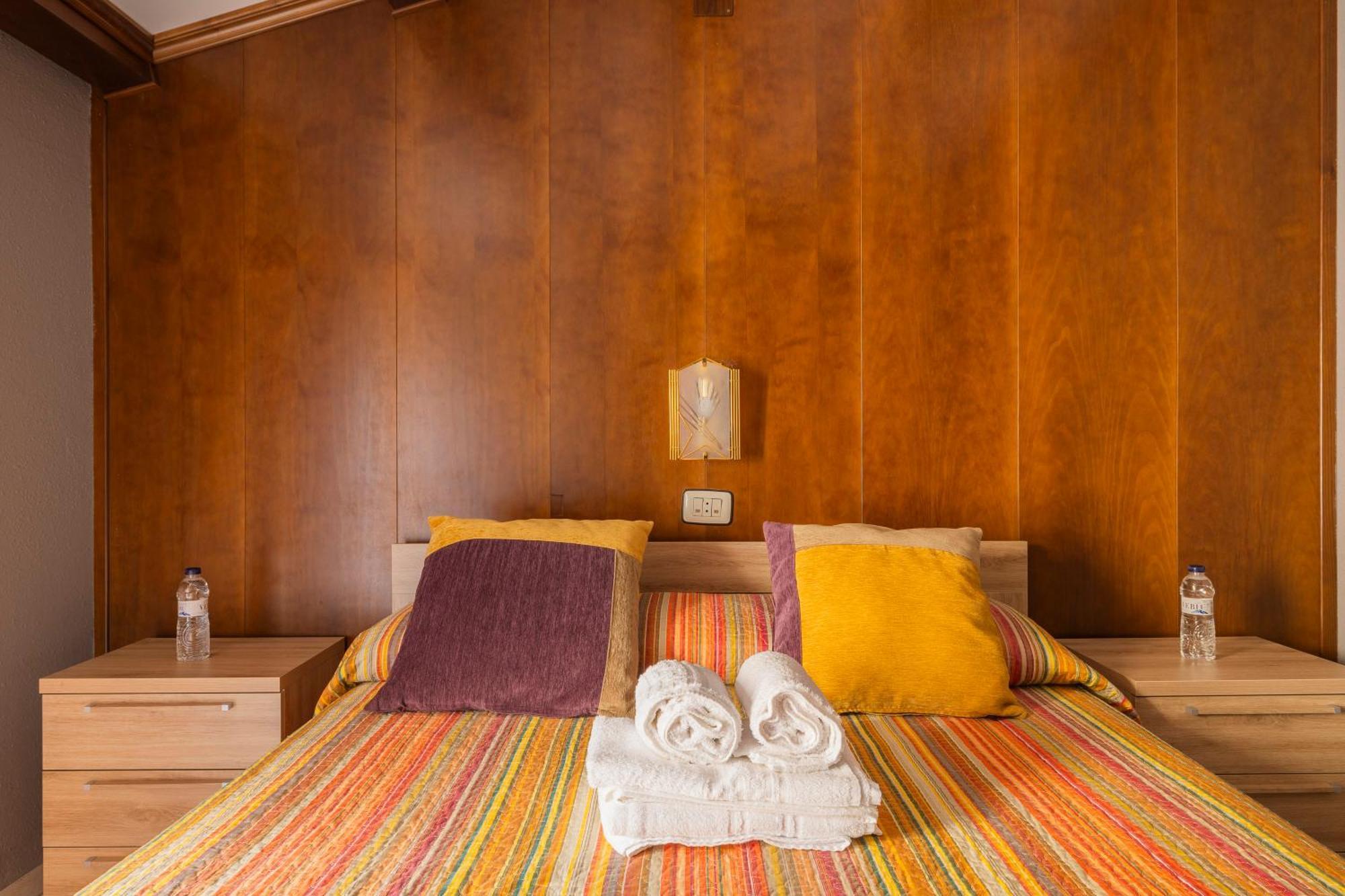 Hostal Los Valles Бьельса Экстерьер фото