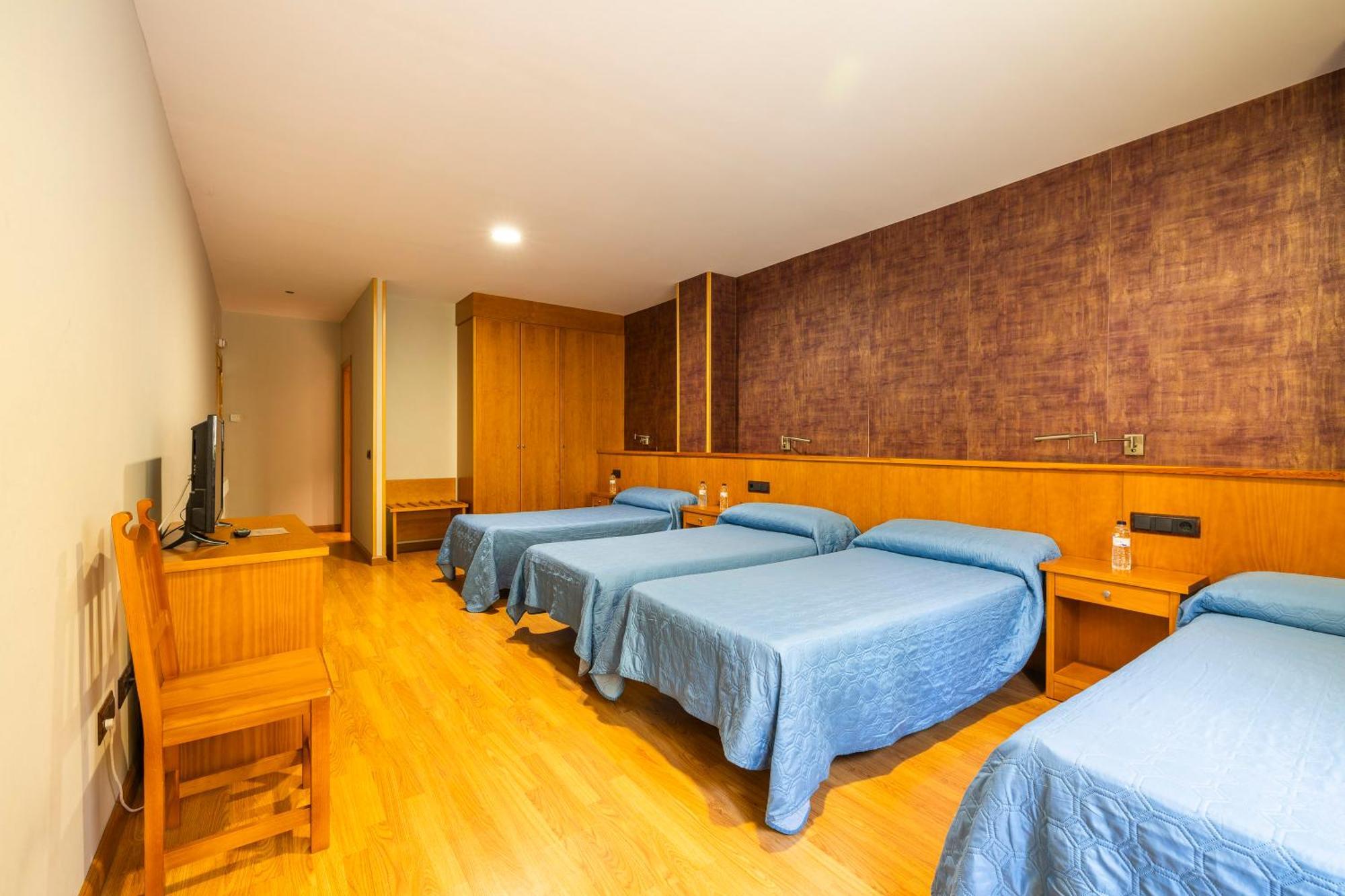 Hostal Los Valles Бьельса Экстерьер фото
