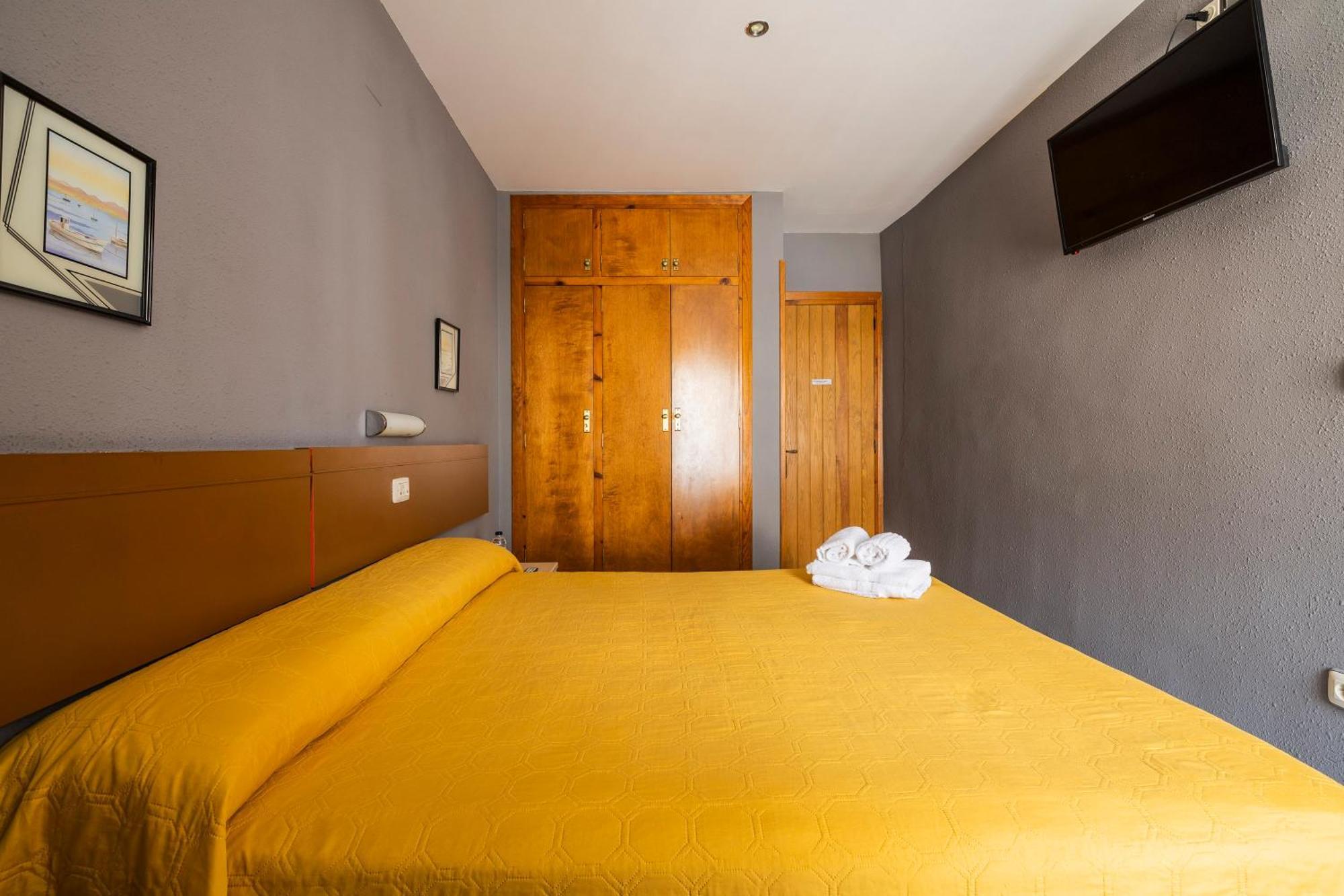 Hostal Los Valles Бьельса Экстерьер фото