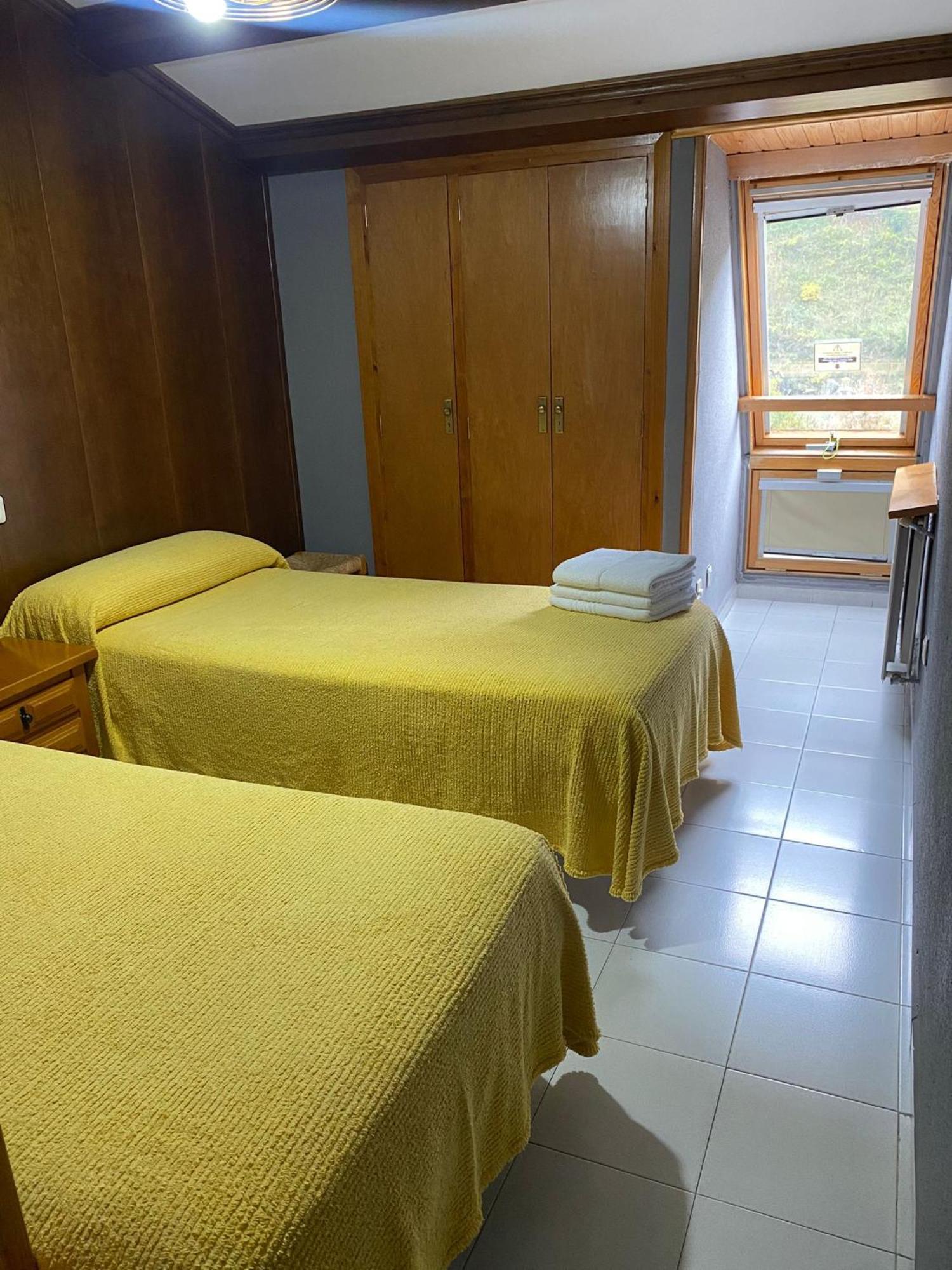 Hostal Los Valles Бьельса Экстерьер фото